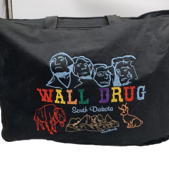 WALL DRUG South Dakota Canvass Embroidered Rushmore Tote Computer Bag 19.5" x15" - Picture 2 of 3